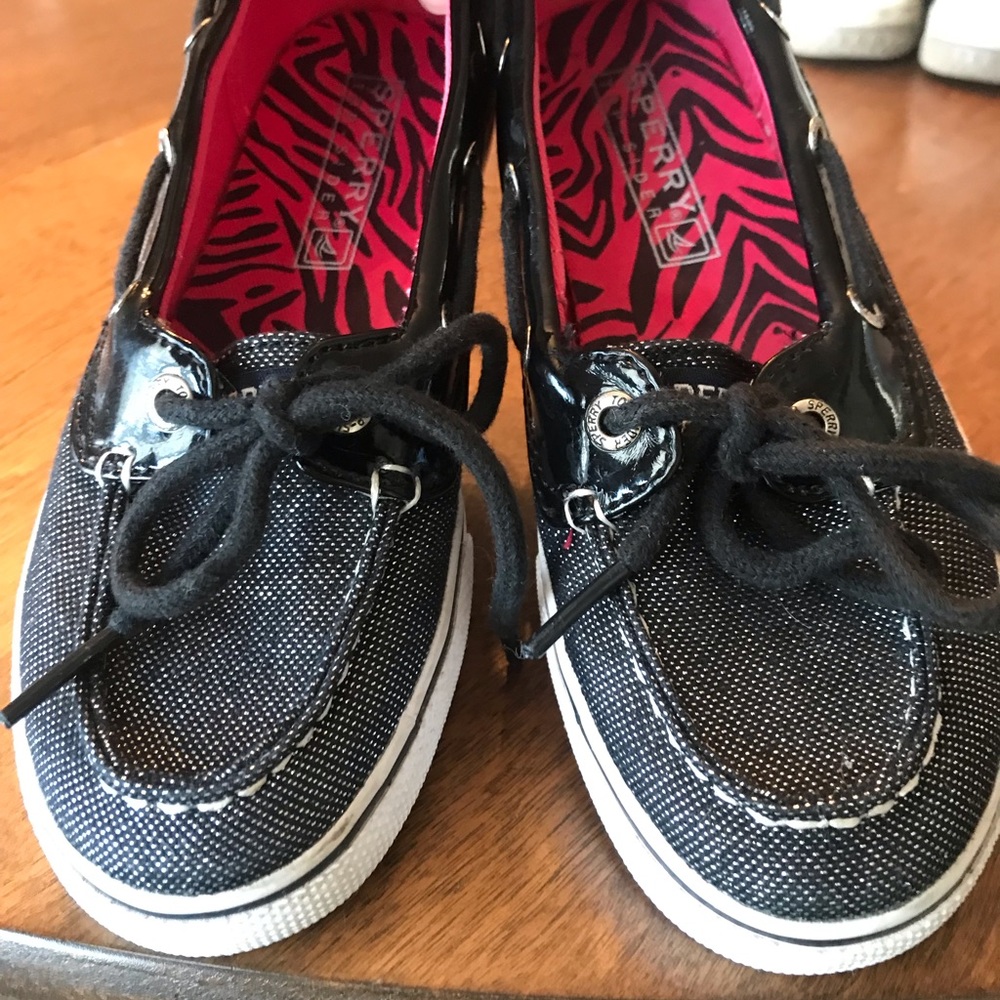 Little girls Sperry silver sparkle topsider